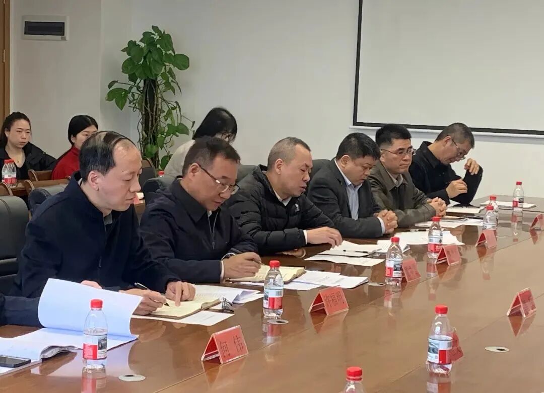 福州新区发展规划局（政策创新局）与平潭综合实验区经济发展局召开深化两区“前店后厂”合作模式座谈会