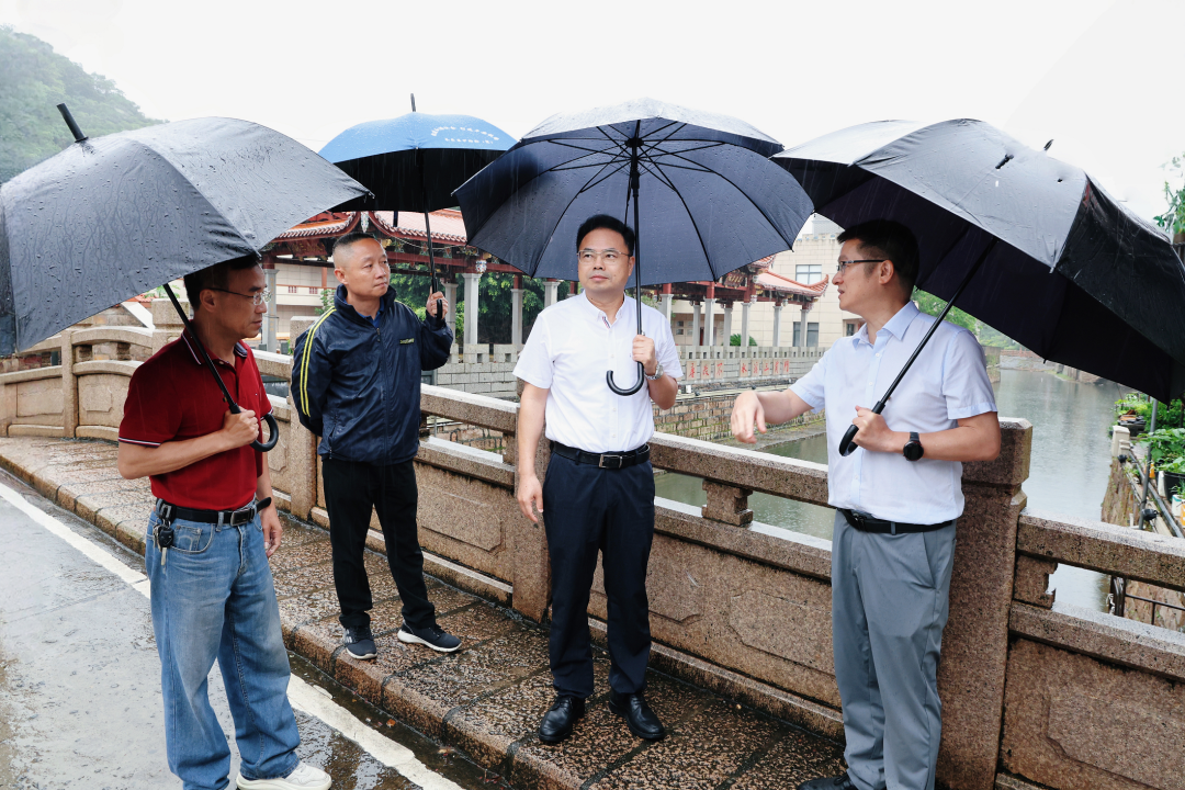 胡旭彬带队检查安全生产及端午节龙舟竞渡相关工作
